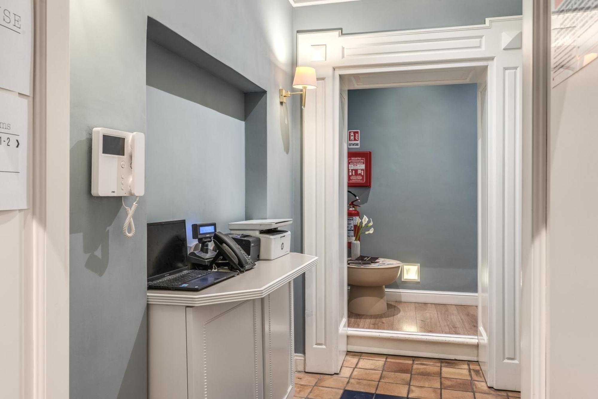 Townhouse Condotti 29 Rom Exterior foto